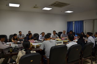 校本科教學工作評估專家組對外國語學院進行現場考察